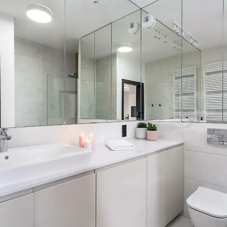 Elite Old Town Rajska Apartment *