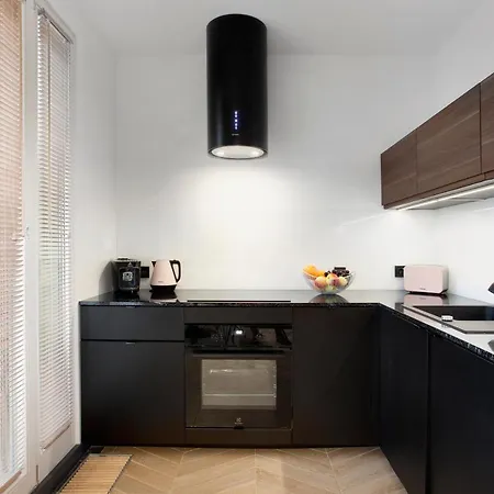 Elite Old Town Rajska Apartment *